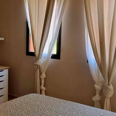 Bouganville Con Terrazza E Piscina Corralejo