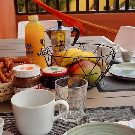 Bouganville - With Terrace & Shared Pool * كوراليهو
