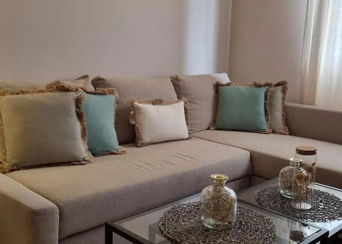 Διαμέρισμα Bouganville - With Terrace & Shared Pool Κοραλέχο
